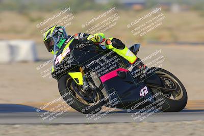 media/Sep-09-2023-SoCal Trackdays (Sat) [[6f49351c42]]/Turn 15 (745am)/